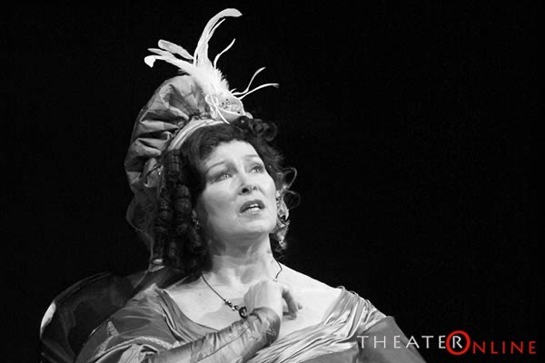 Nyikolaj Vasziljevics Gogol: Az orr, rendező: Vidnyánszky Attila – Magyar Színház